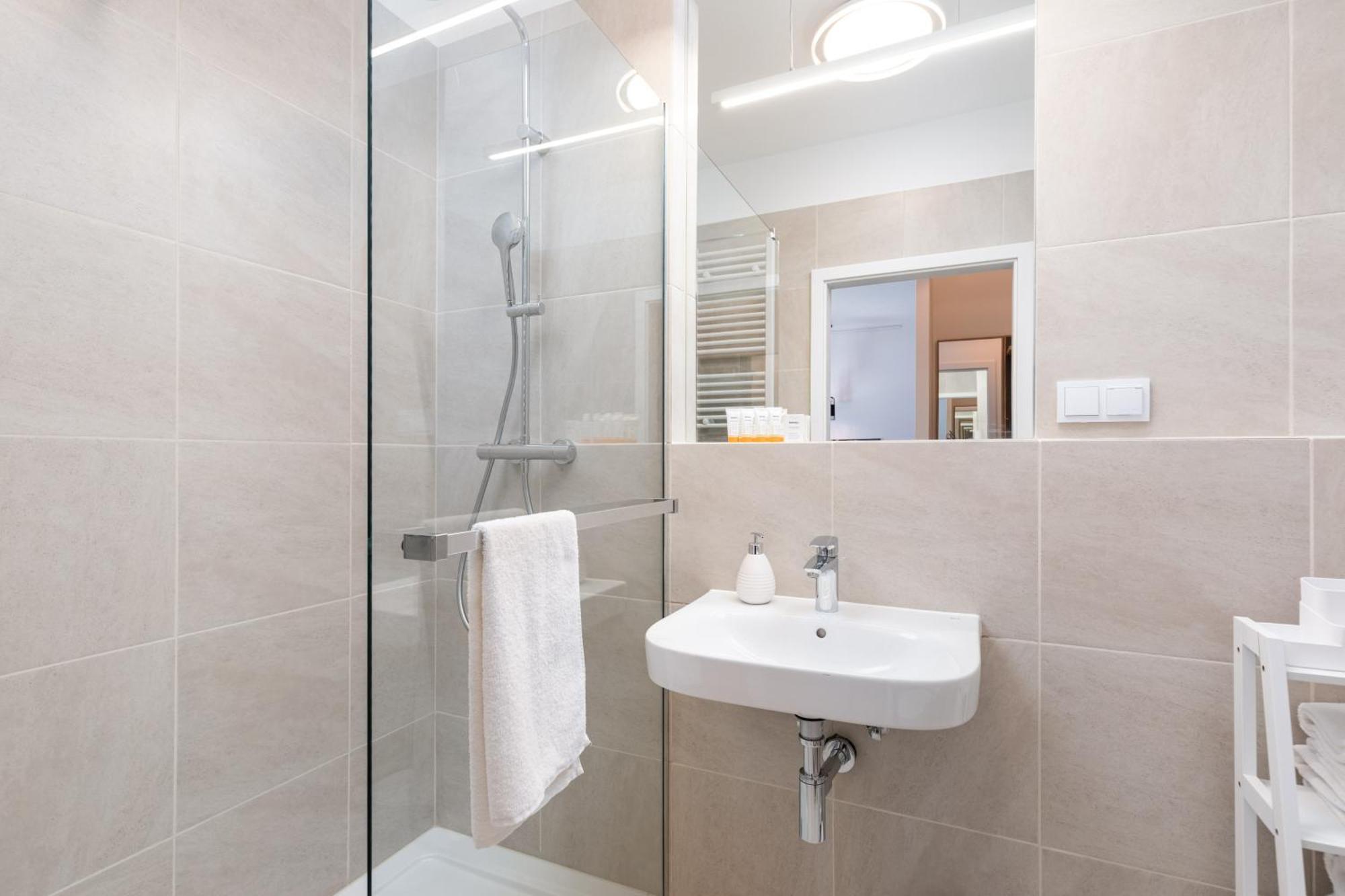 Stela Water Side Apartment - Swimming Pool & Sauna By Renters Prestige Dziwnow Exterior photo
